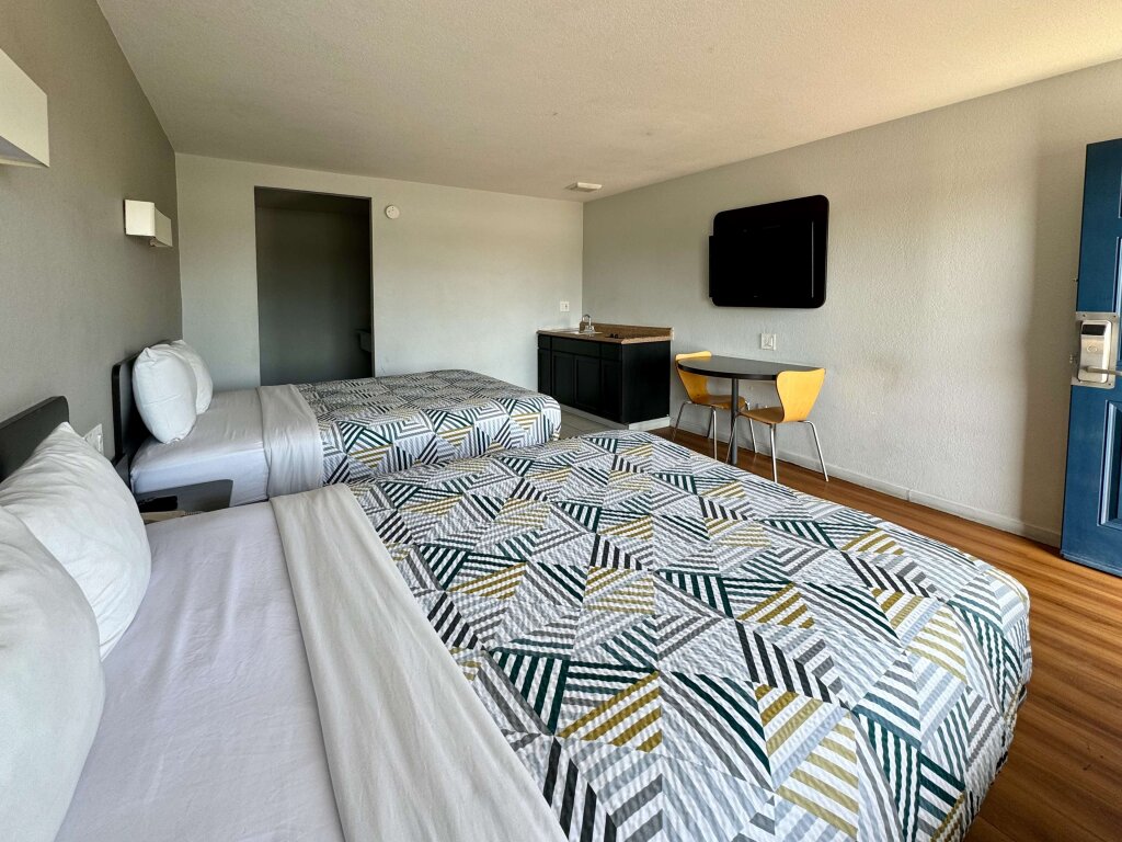Standard Vierer Zimmer Motel 6-Delano, CA