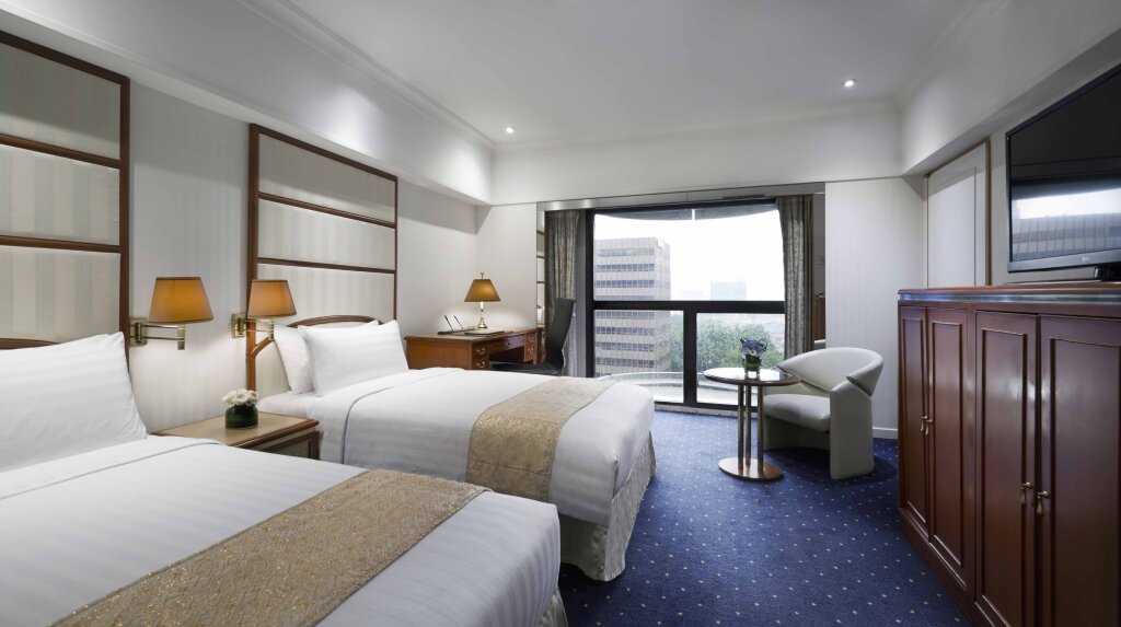 Deluxe Double room with city view Sari Pacific Jakarta, Autograph Collection