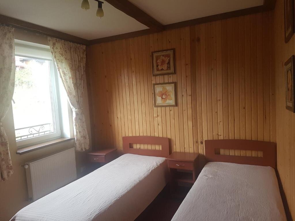Апартаменты с 3 комнатами Pryvitannya Sontsyu
