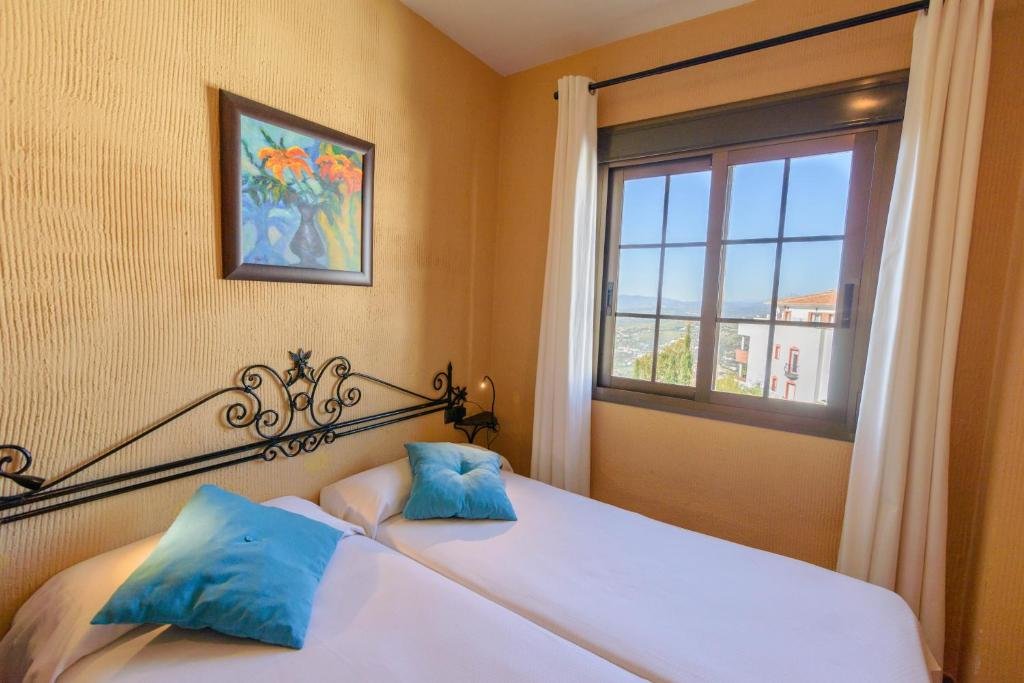Standard Vierer Zimmer mit Gartenblick Apartamentos Sierra Tejeda