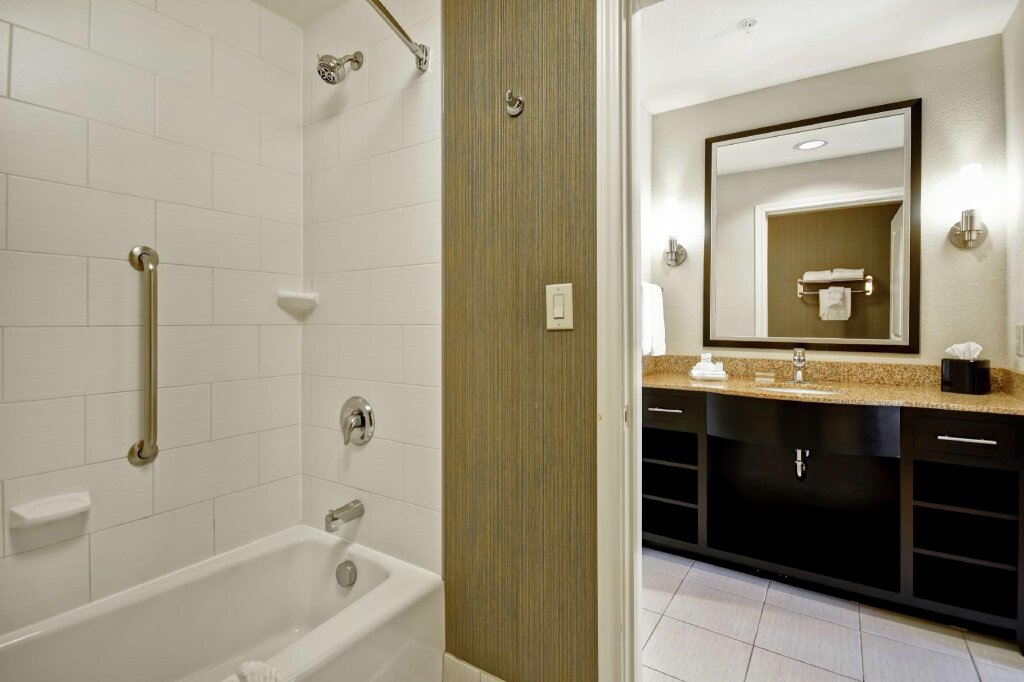 Двухместный номер Standard Homewood Suites by Hilton Fort Worth West at Cityview