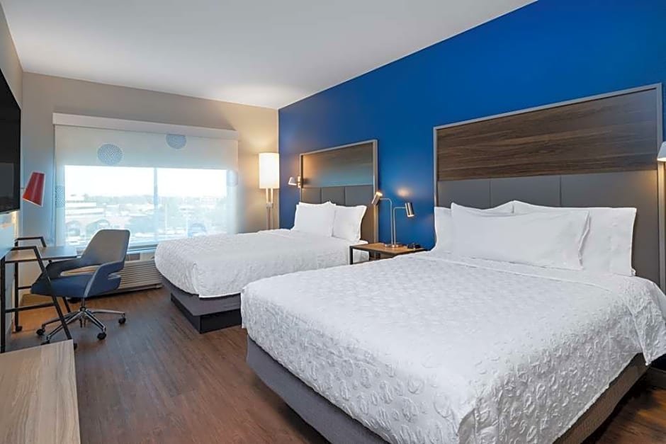 Standard Zimmer Tru by Hilton Naperville Chicago