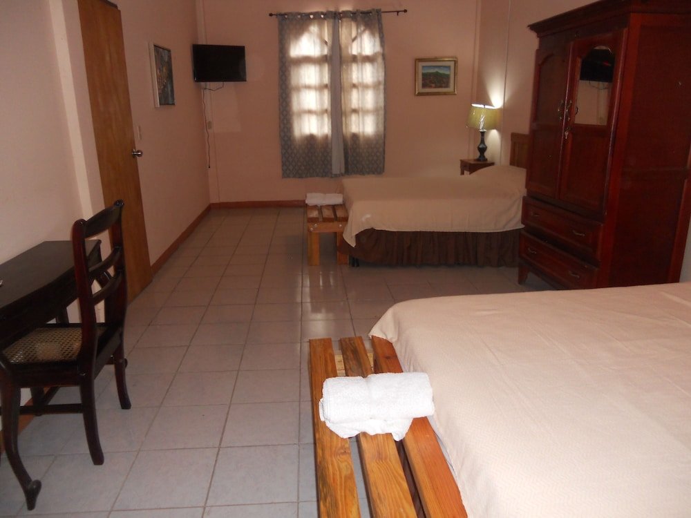 Standard quadruple chambre duplex Hostal Villa de San Fernando