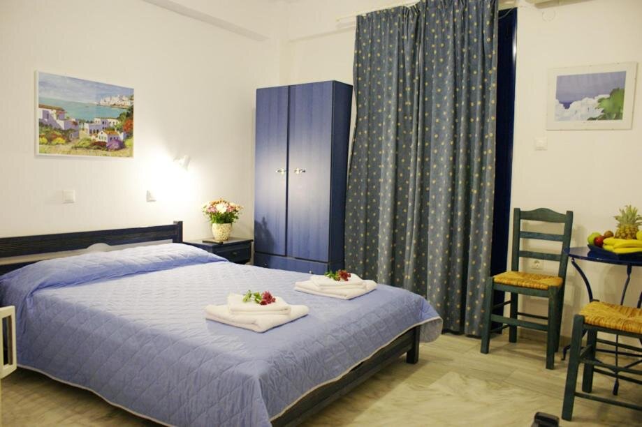 Студия Athina Apartments Naxos Town