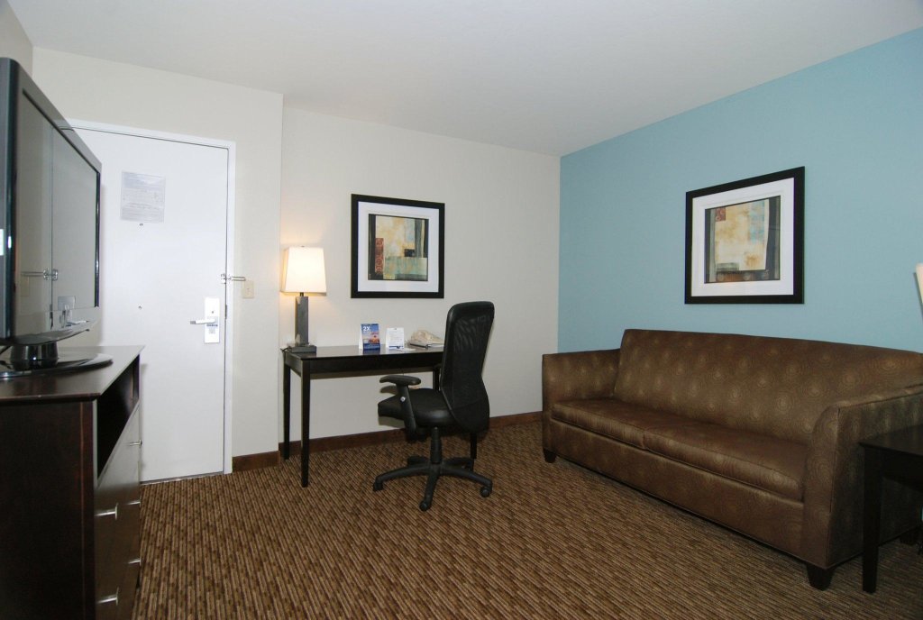 Люкс Holiday Inn Express & Suites Tucson North, Marana, an IHG Hotel