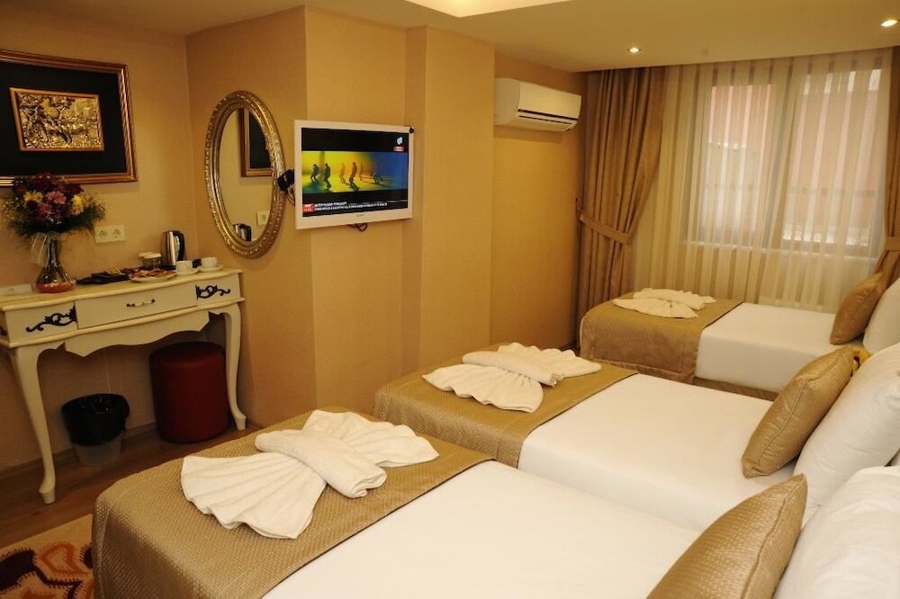 Трёхместный семейный номер Standard c 1 комнатой Comfort Elite Hotels Sultanahmet