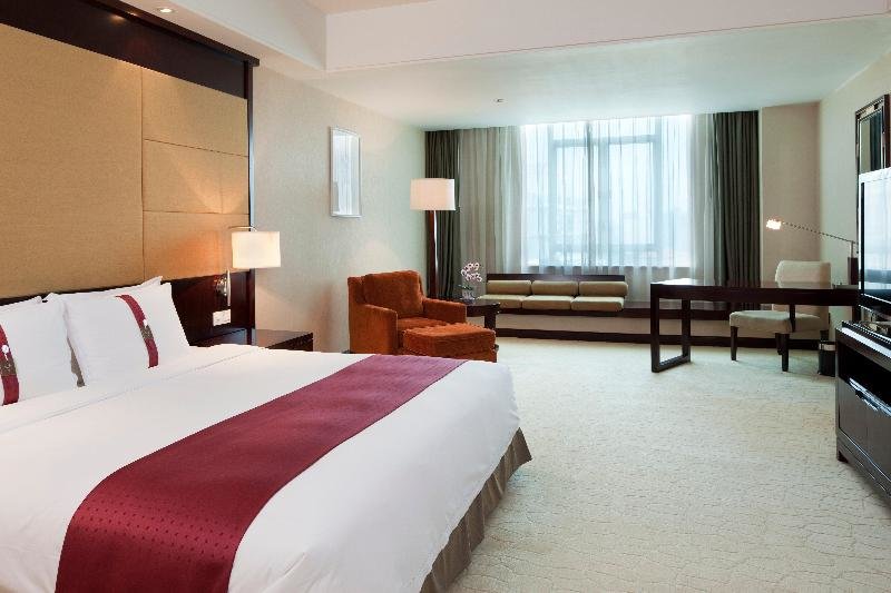 Standard Double room voco Guangzhou Shifu, an IHG Hotel