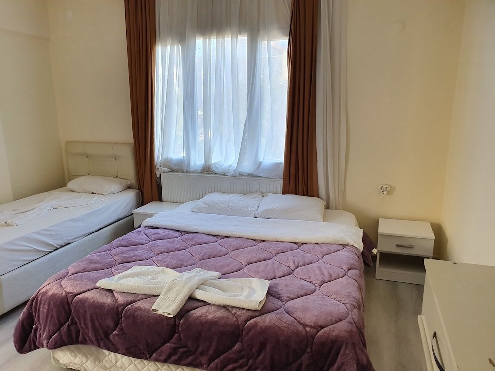 Standard Double room with balcony Karya Hotel