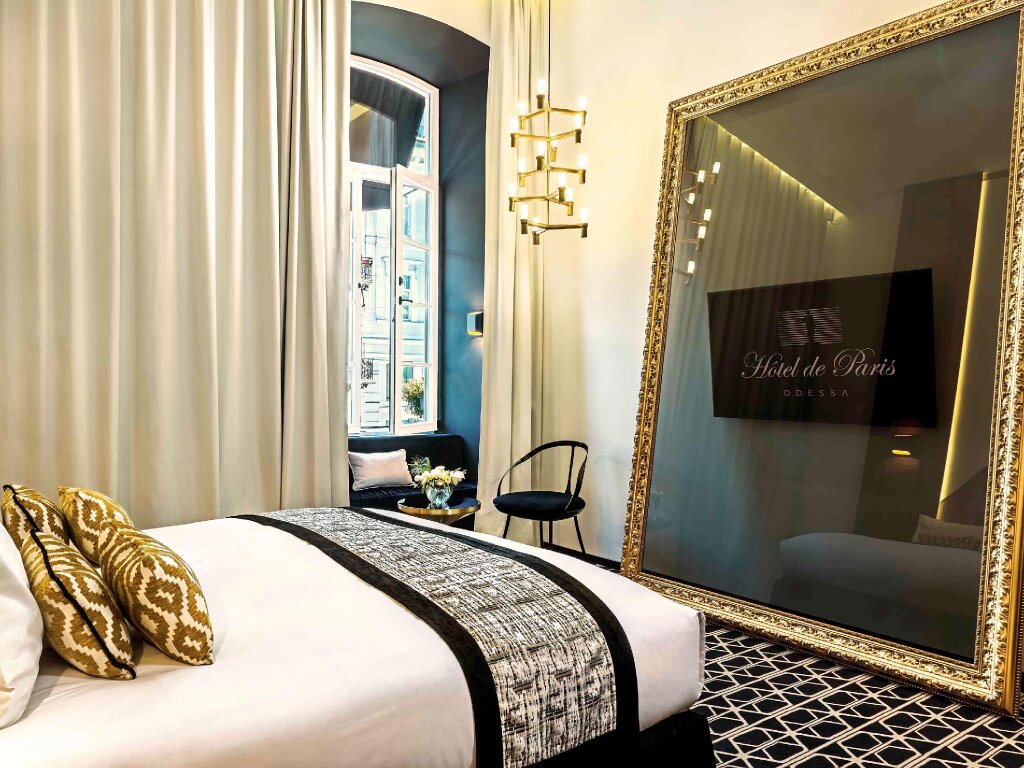 Двухместный номер Deluxe Hotel de Paris Odessa MGallery