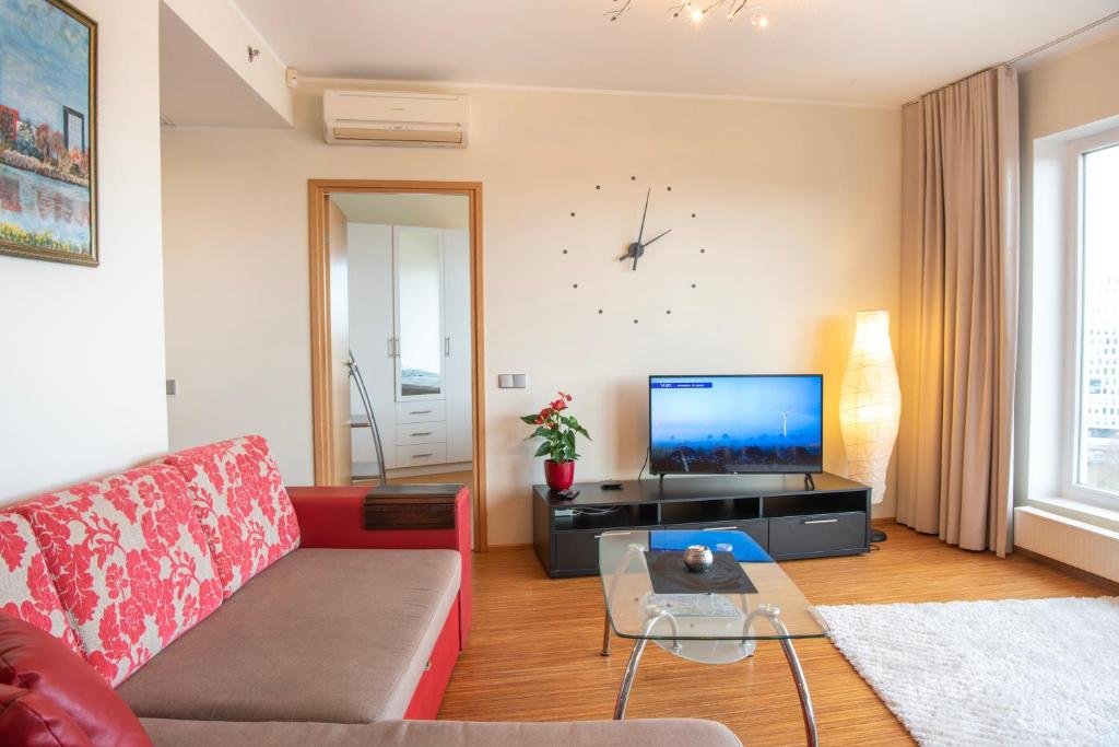 Apartment 1 Schlafzimmer mit Flussblick Wilde Guest Apartment Tigutorn