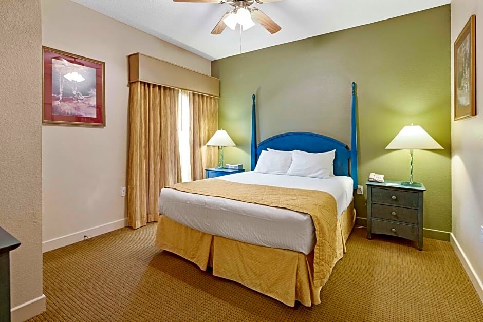Четырёхместный номер Standard с 2 комнатами Hilton Vacation Club Bent Creek Golf Village Gatlinburg
