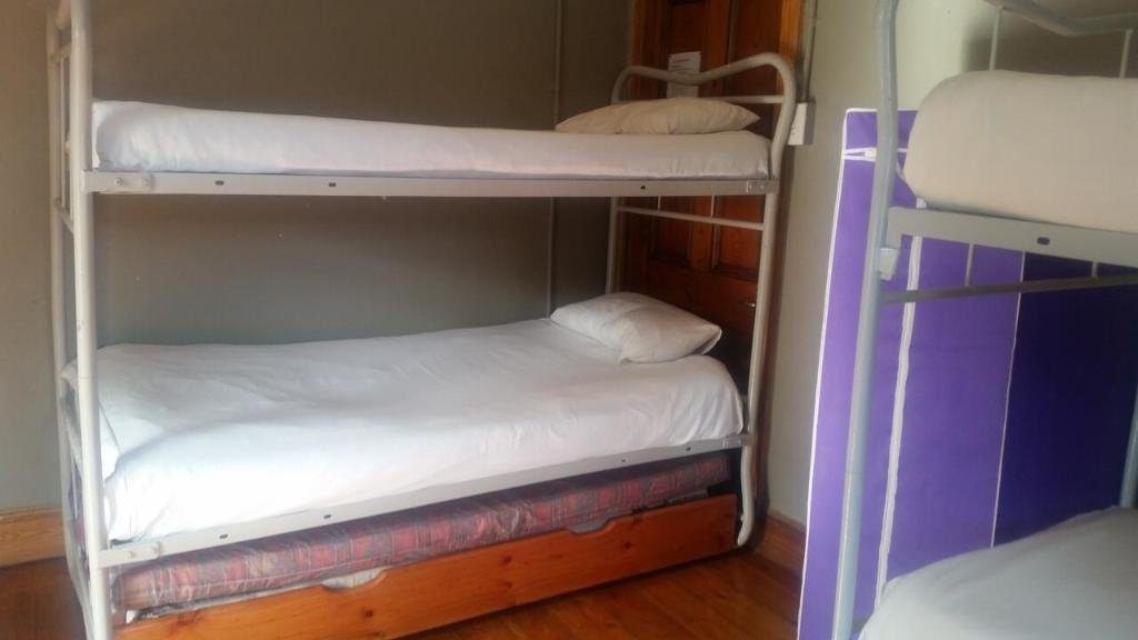 Кровать в общем номере Hostel Villa Nova