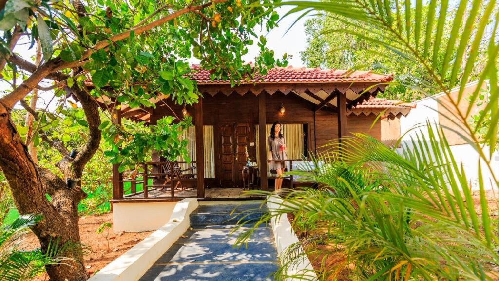 Cottage Amritara Aura Resort & Spa