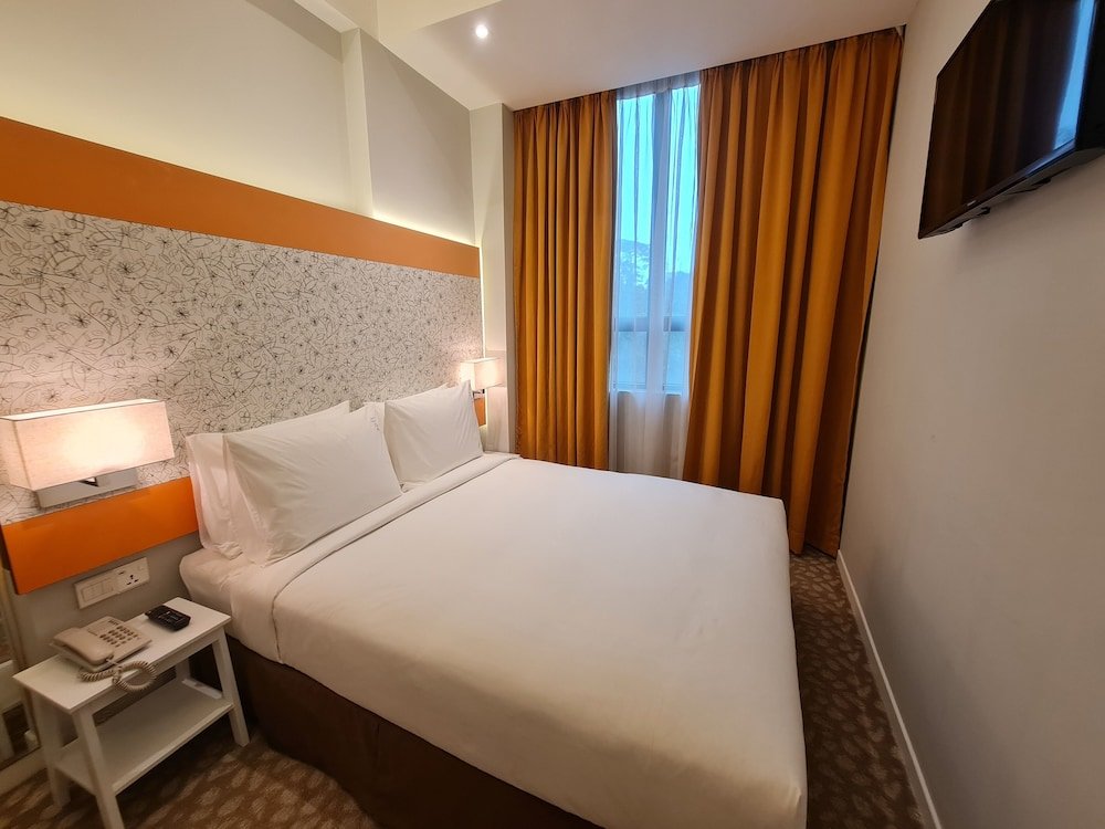 Люкс с 2 комнатами Holiday Inn Express & Suites Johor Bahru, an IHG Hotel
