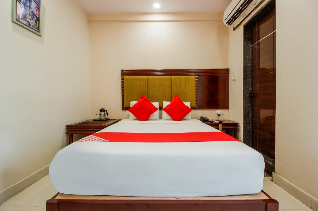 Standard Suite OYO Flagship 44264 Mythri Guest House