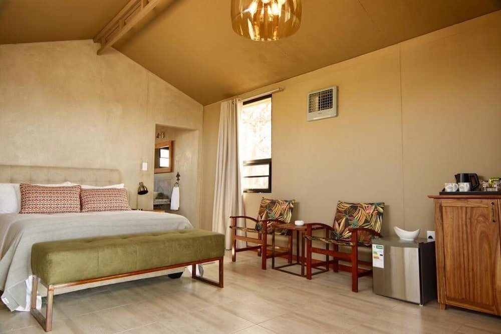 Luxe chambre Kifaru Luxury Lodge & Bush Camp
