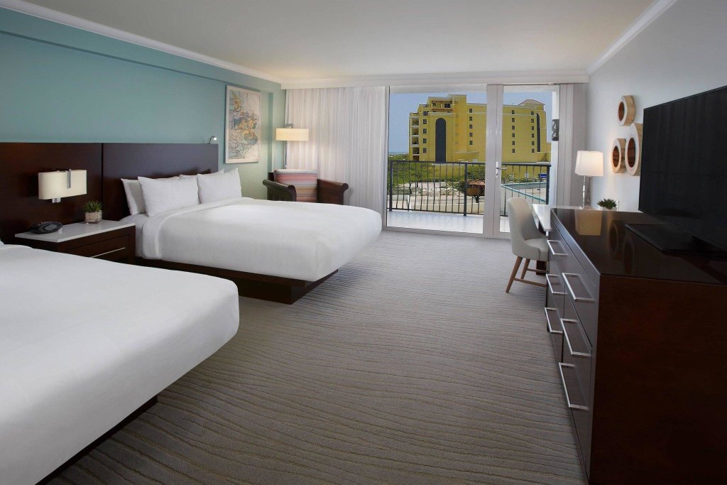 Двухместный номер Standard с частичным видом Aruba Marriott Resort & Stellaris Casino