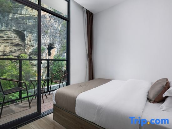 Suite doble familiar 2 dormitorios con balcón Ruqi Hostel