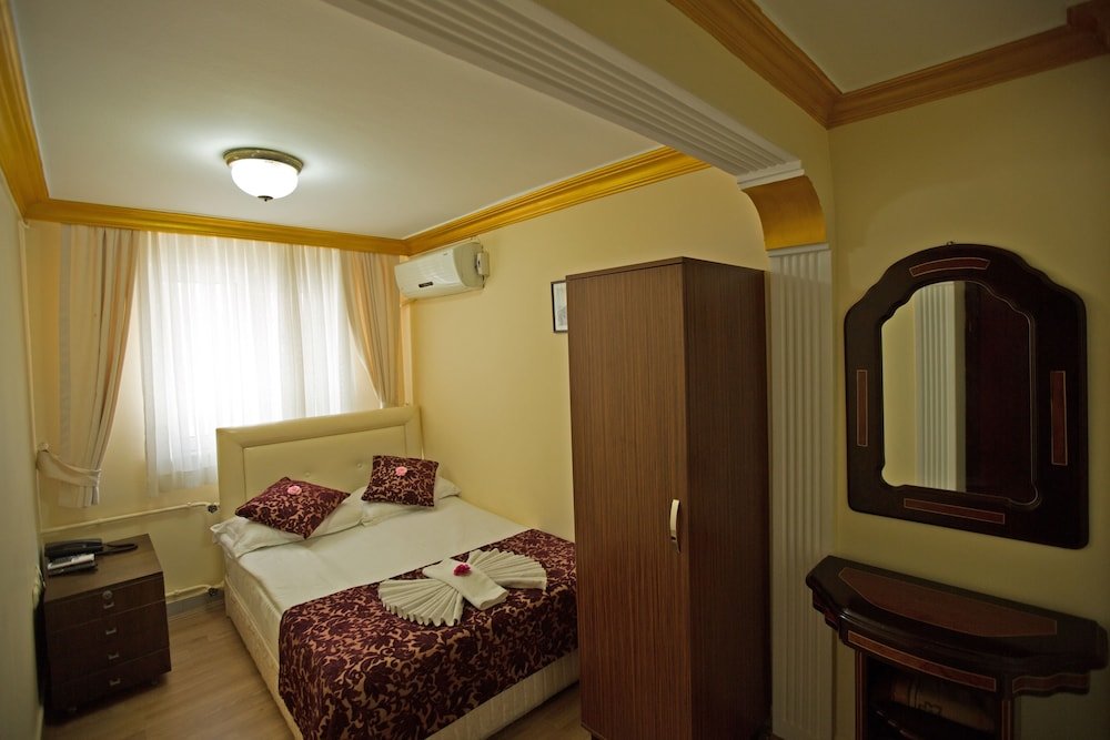 Economy Double room Sirkeci Emek Hotel