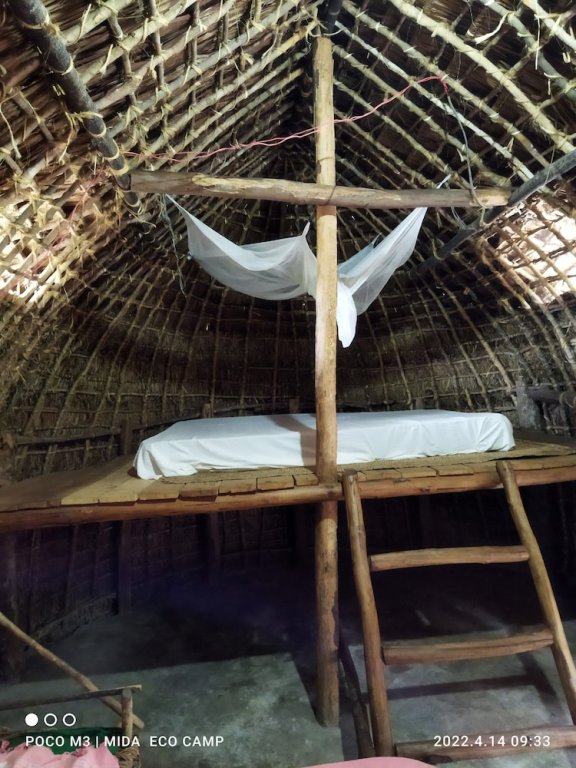 Кровать в общем номере Mida Creek Eco Camp - Lodge