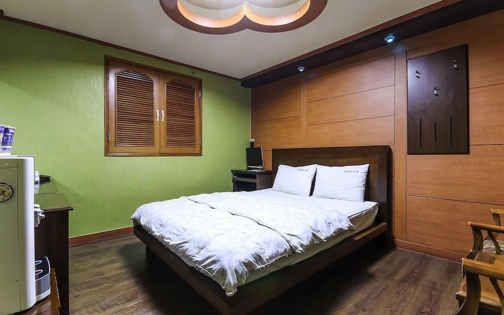 Standard Zimmer Pohang Haedodong Lilac