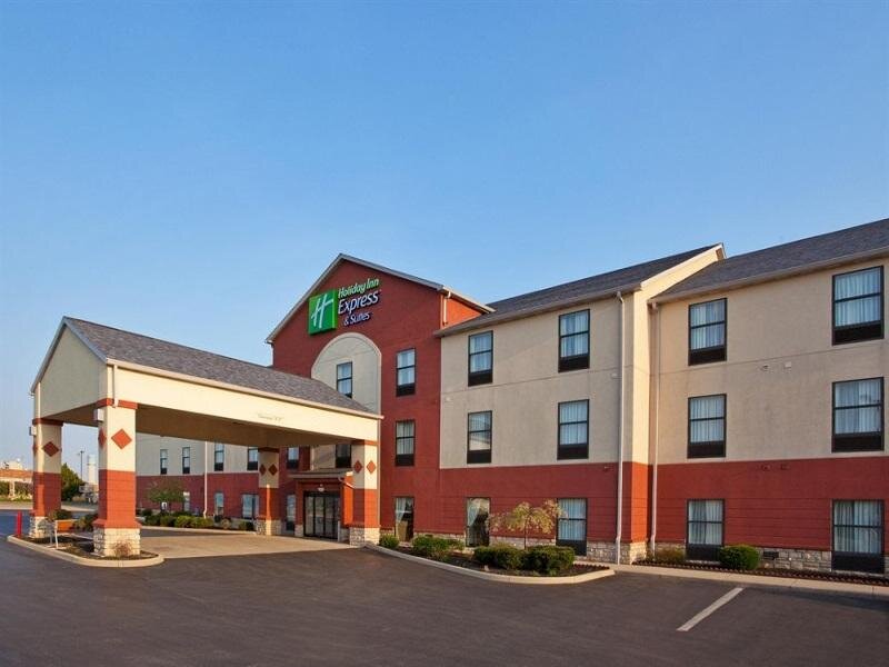 Lit en dortoir Holiday Inn Express Hotel & Suites Circleville, an IHG Hotel