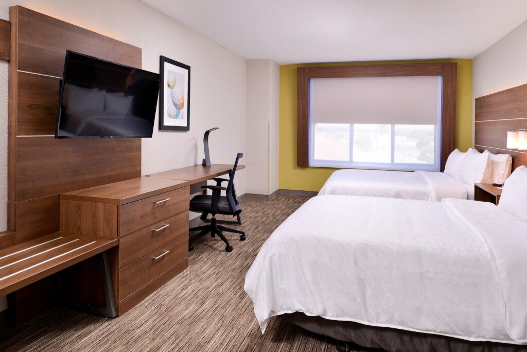Standard quadruple chambre Holiday Inn Express & Suites Selma, an IHG Hotel