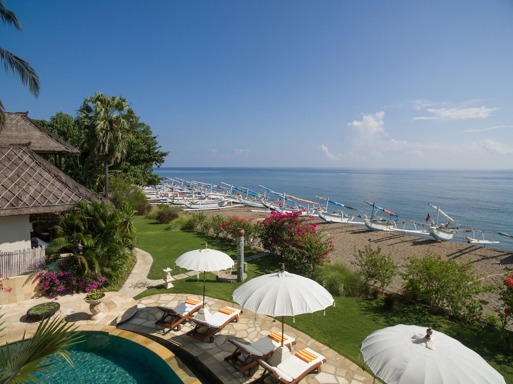 Номер Standard с балконом и beachfront Palm Garden Amed Beach & Spa Resort Bali