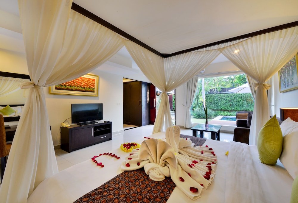 1 Bedroom Villa with balcony The Yubi Boutique Villas Seminyak - CHSE Certified