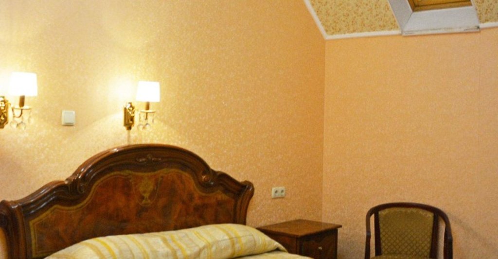 Standard double chambre grenier Park otel Gloriya (korpus Lotos)