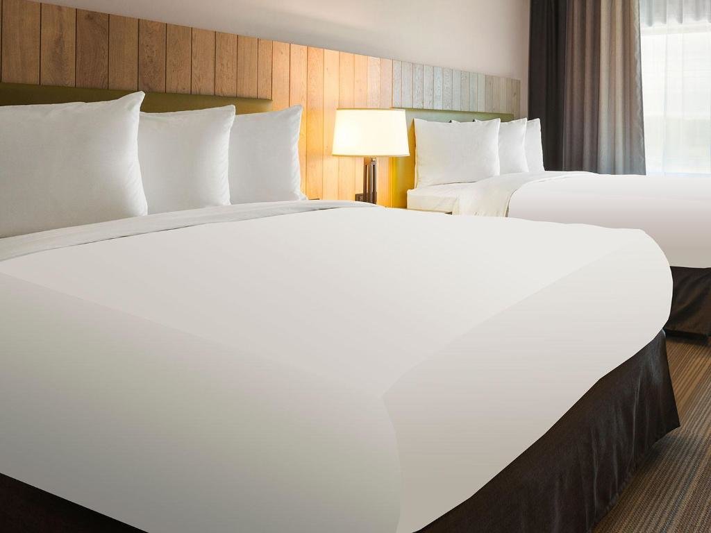 1 Bedroom Quadruple Suite Country Inn & Suites by Radisson, Burlington , NC