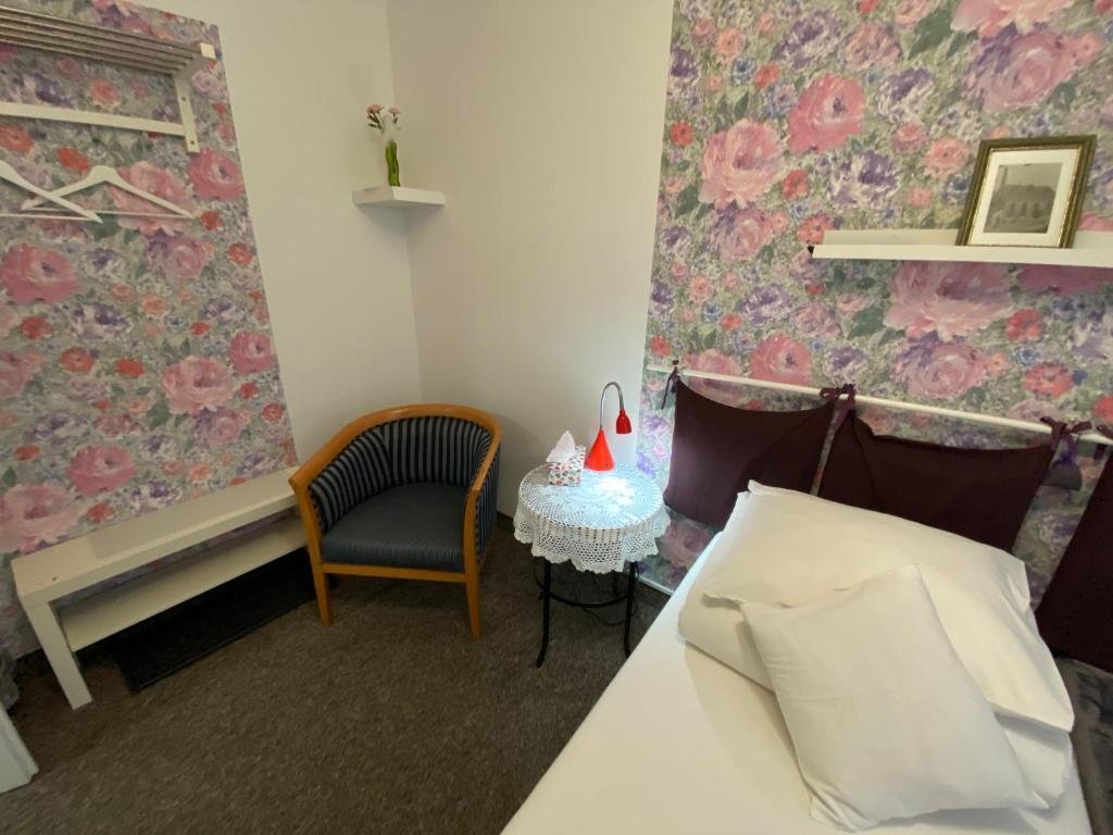 Standard Zimmer Kolorowa Guest Rooms