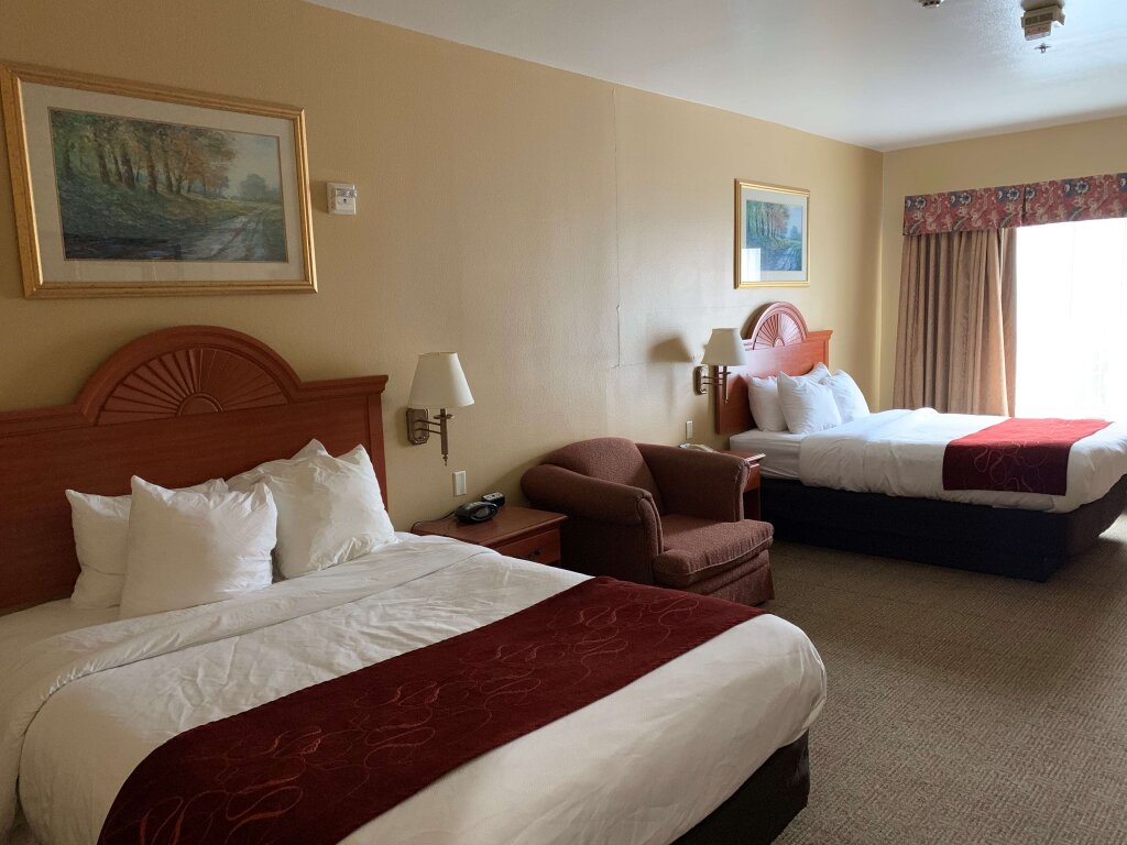 Двухместный номер Standard SureStay Plus Hotel by Best Western Mesquite