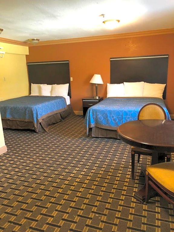 Standard Vierer Zimmer Glendora Motel