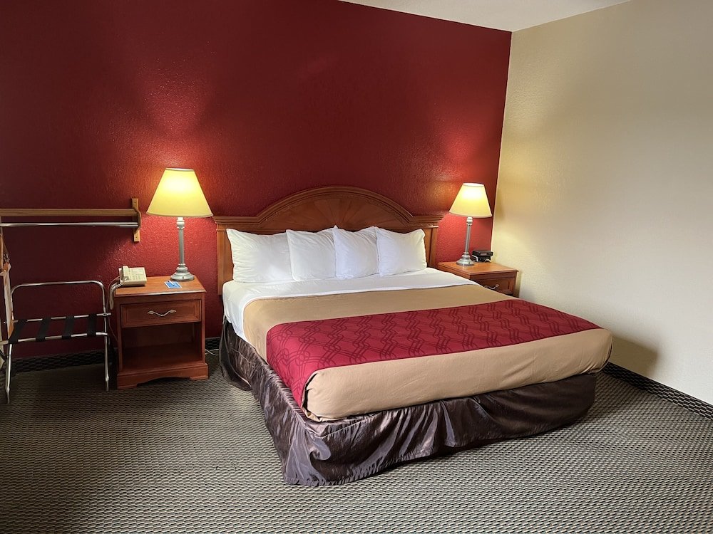 Economy Double room Express Inn & suites