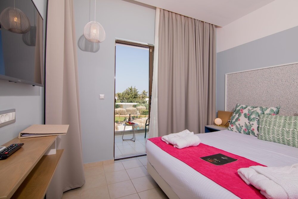 Deluxe double chambre avec balcon Lindos Breeze Beach Hotel