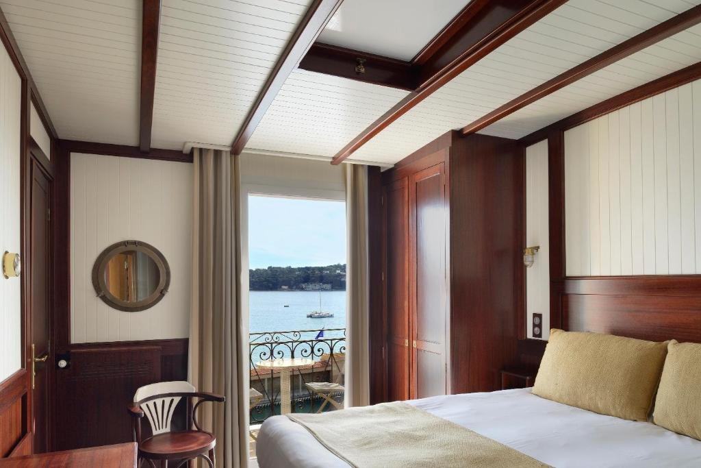 Двухместный номер Comfort с балконом и seafront Welcome Hotel