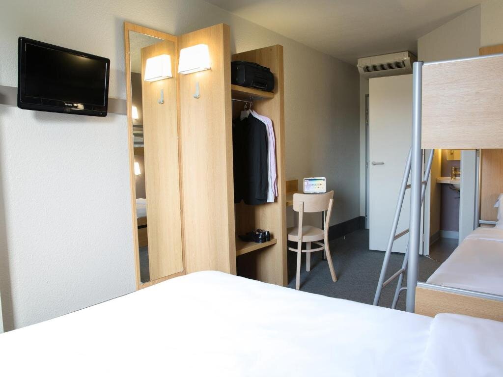 Standard Zimmer B&B HOTEL Toulon Ollioules