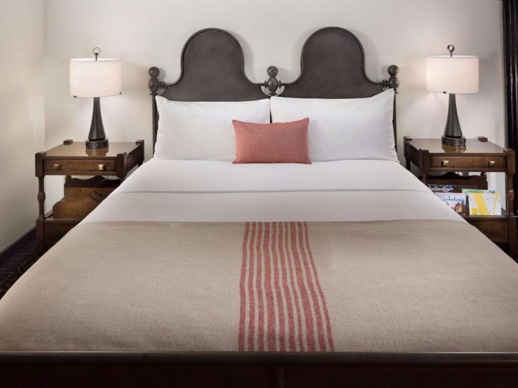 Standard Doppel Zimmer mit Flussblick Hotel Valencia Riverwalk