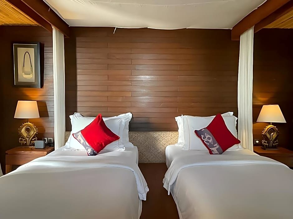 Вилла с 2 комнатами с видом на океан Lelewatu Resort Sumba
