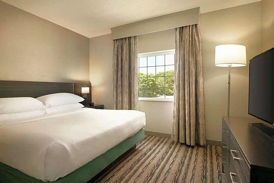 Люкс c 1 комнатой DoubleTree Resort by Hilton Lancaster