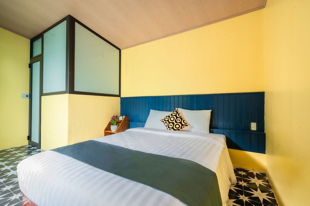 Standard Doppel Zimmer 1 Schlafzimmer Catba Papillon Garden Bungalow & Resort