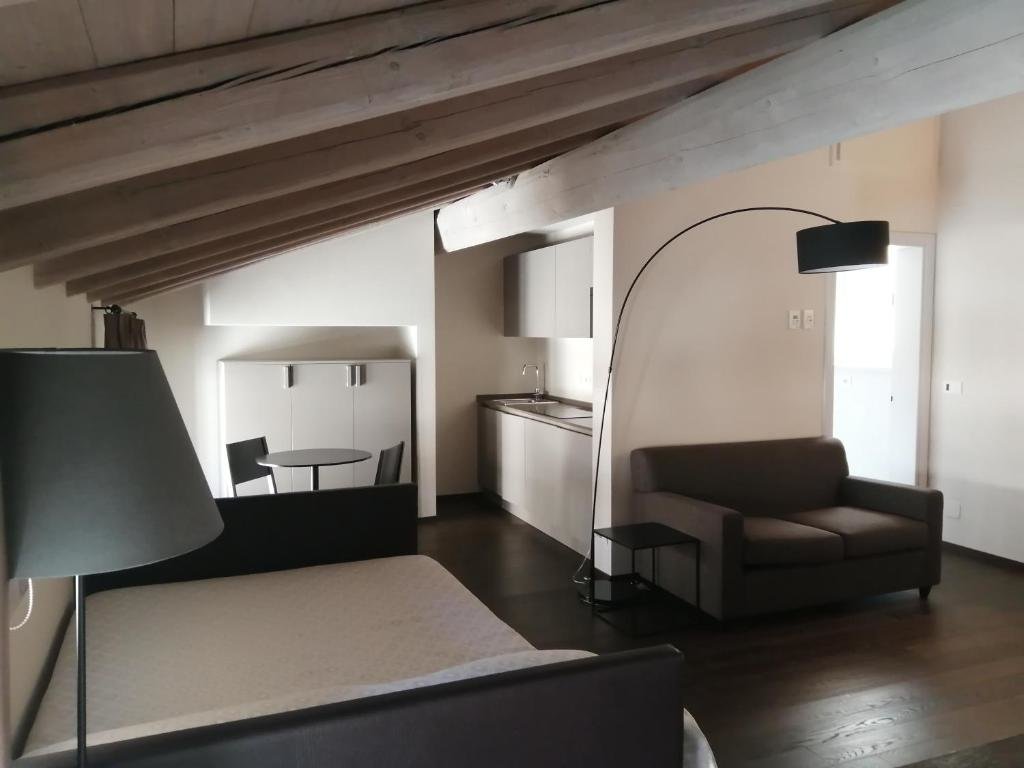 2 Bedrooms Apartment Appartamenti Palazzo de Rossi
