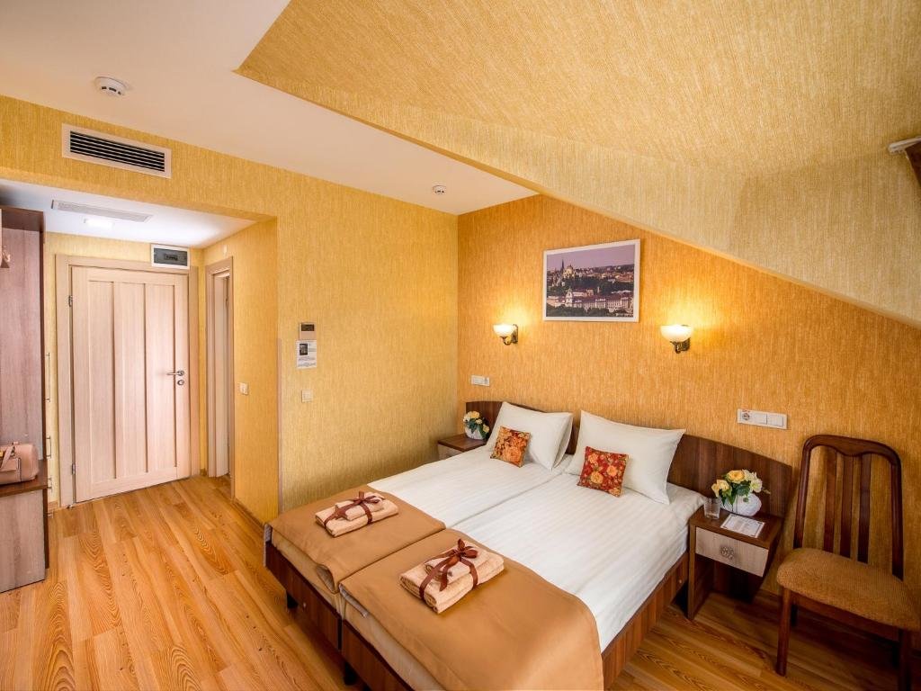 Standard chambre Hotel&SPA Pysanka, Готель Писанка, 3 сауни та джакузі - індивідуальний відпочинок у СПА