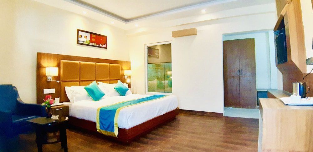 Luxe chambre Himgiri Resorts n Spa