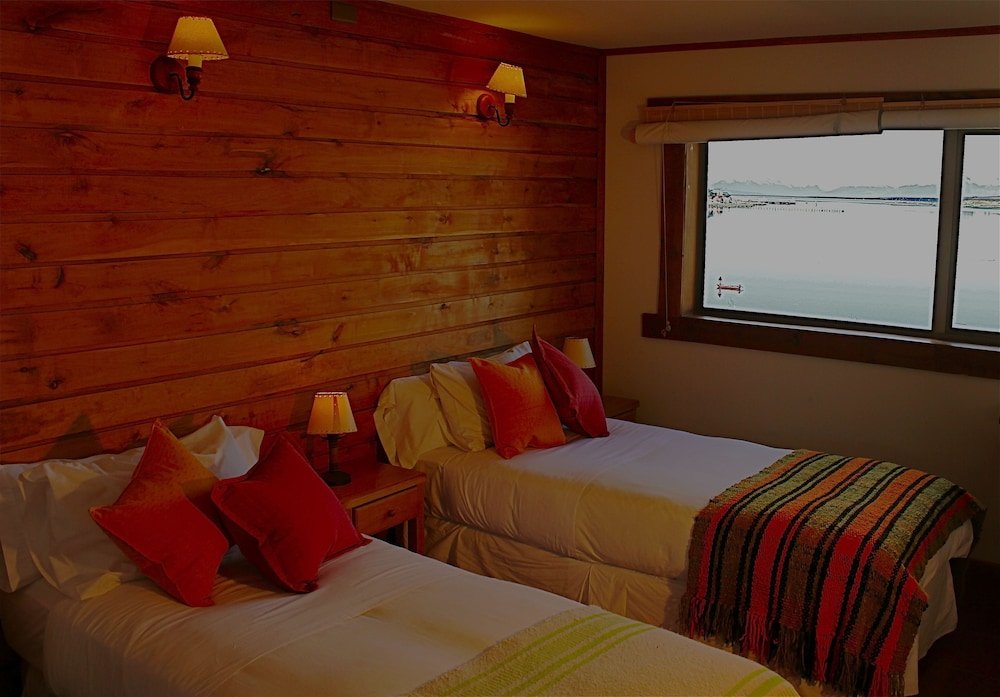 Standard Doppel Zimmer mit Meerblick Weskar Patagonian Lodge