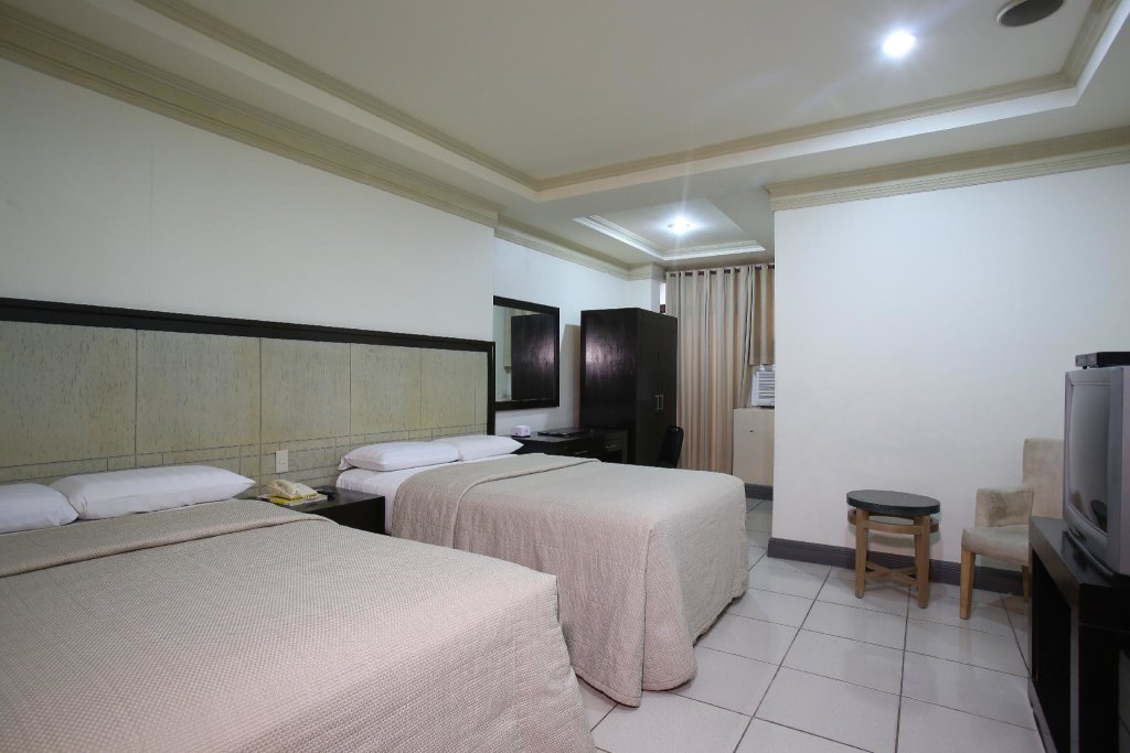 Номер Deluxe Crown Regency Residences Cebu - Quarantine Hotel