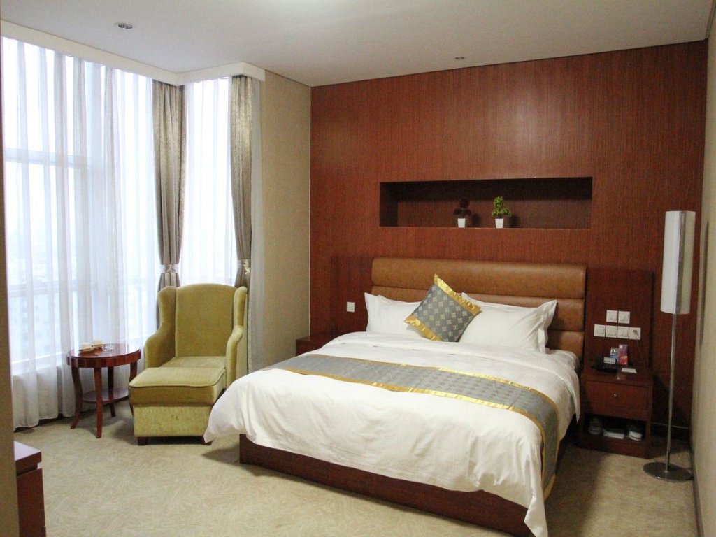 Suite Qingdao TianRun JinWang Hotel