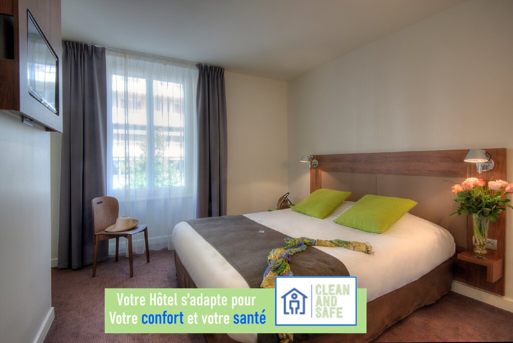Кровать в общем номере Campanile Annecy Centre - Gare