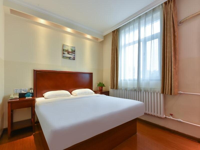 Двухместный номер Standard GreenTree Inn Beijing Fengtai East Avenue Express Hotel